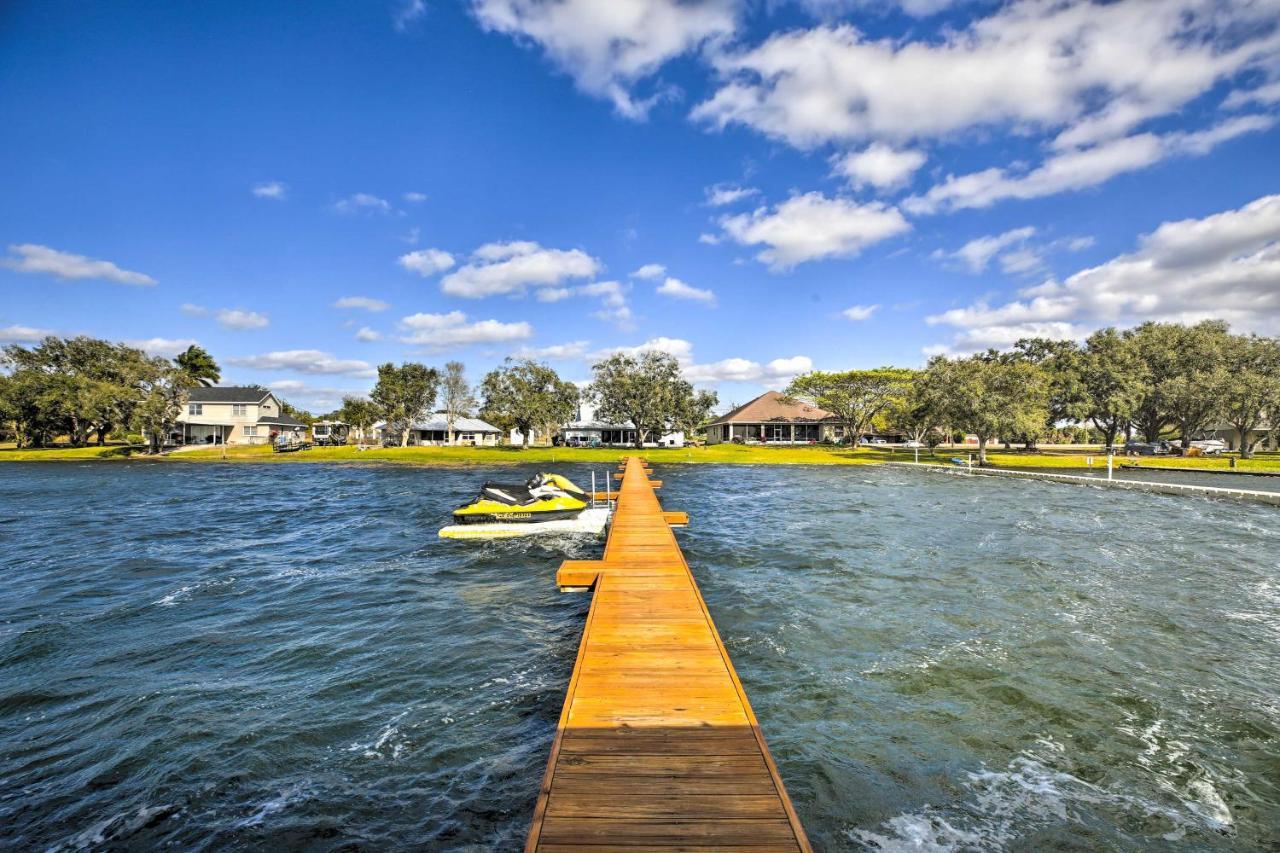 Waterfront Lake Placid Home With Dock And Fire Pit 外观 照片